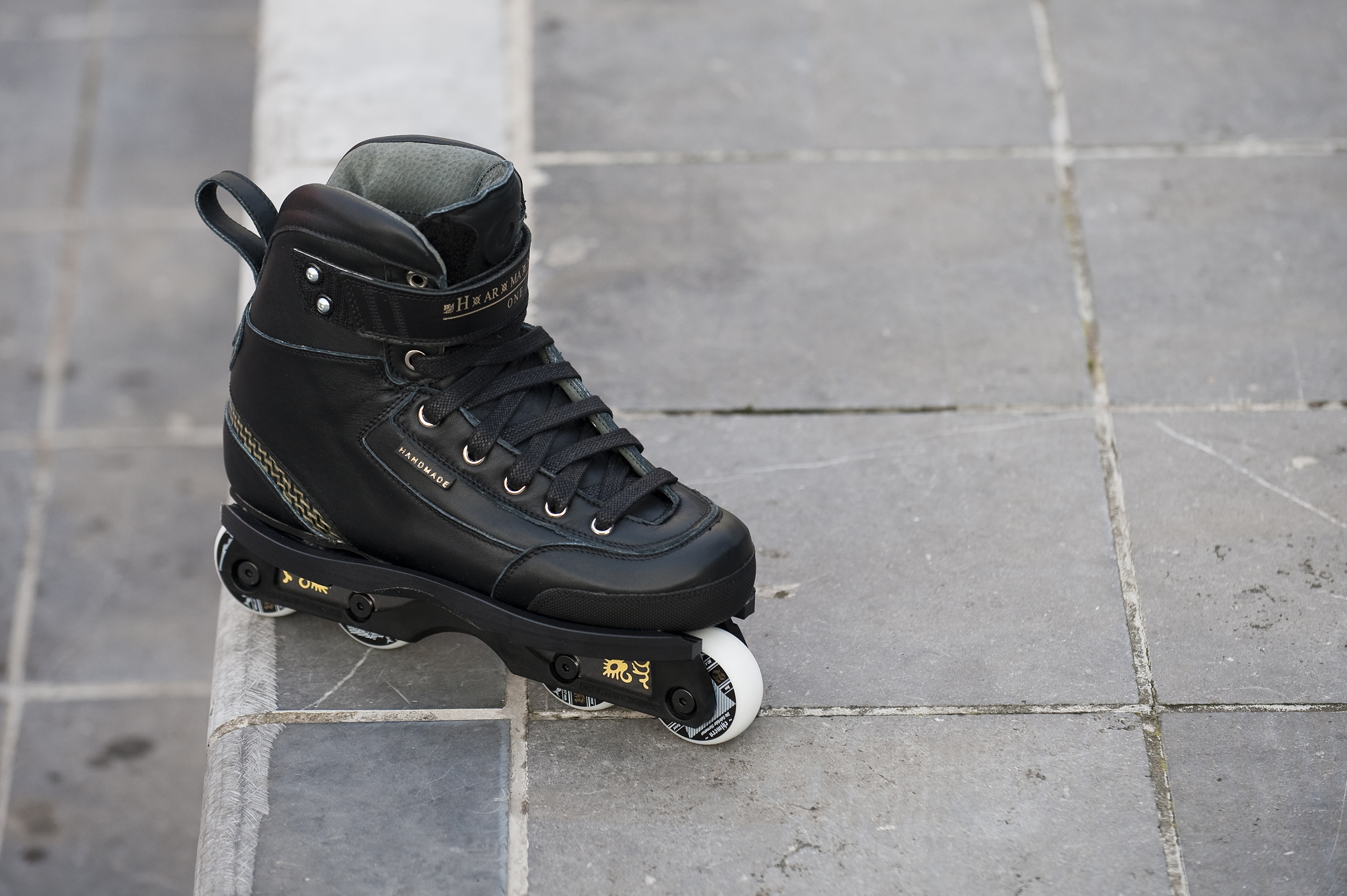 Adapt Harmanus One — original manufacturer archive photo
